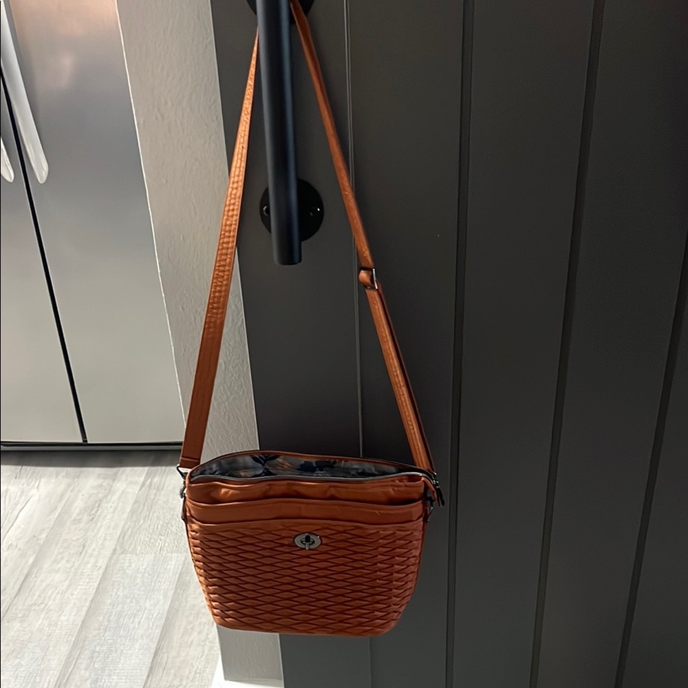 Lug Adiago Crossbody Bag